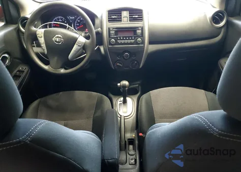 2015 Nissan Versa S z USA, uszkodzony, nr VIN 3N1CN7APXFL810169